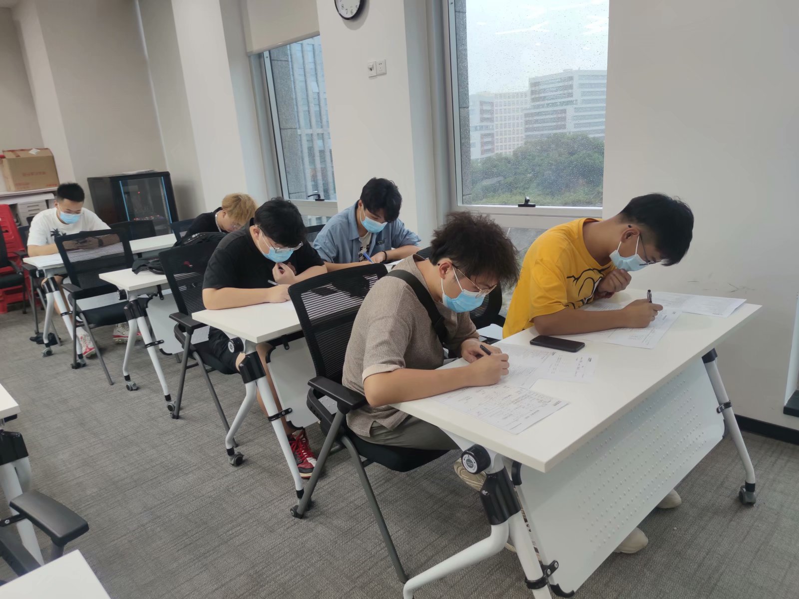 传一科技