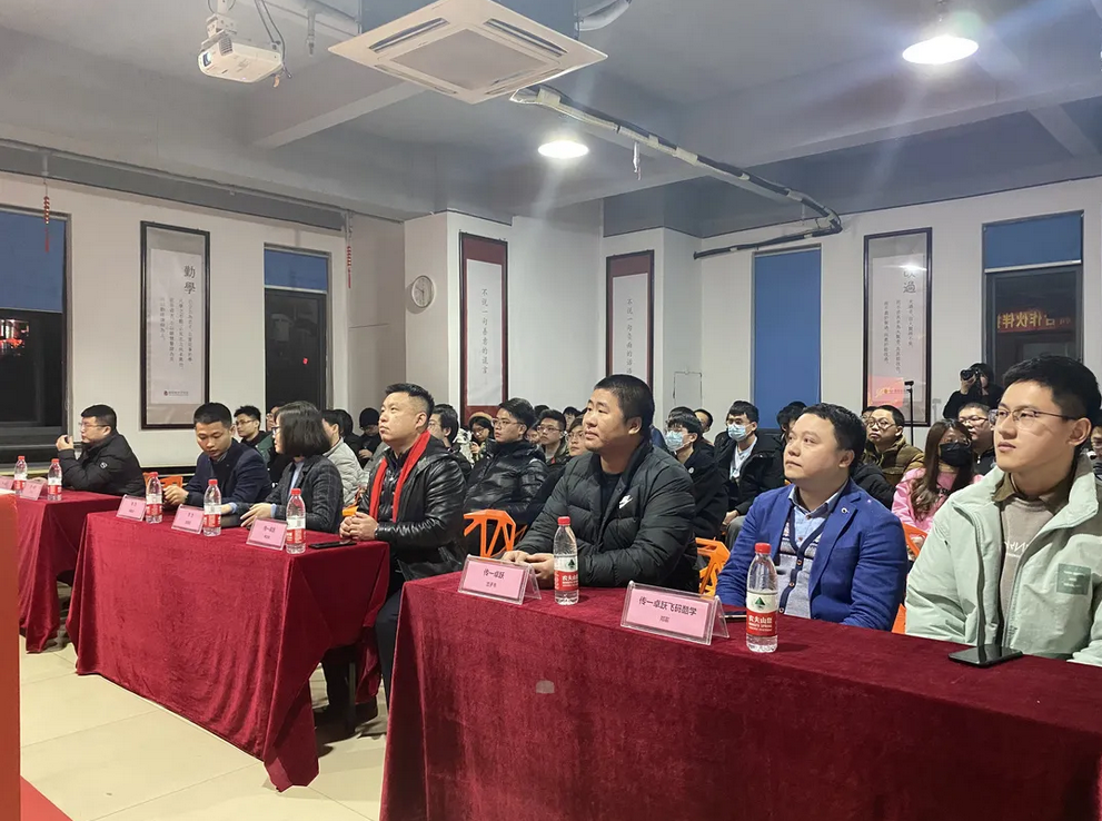 传一科技