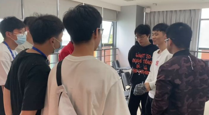 传一科技
