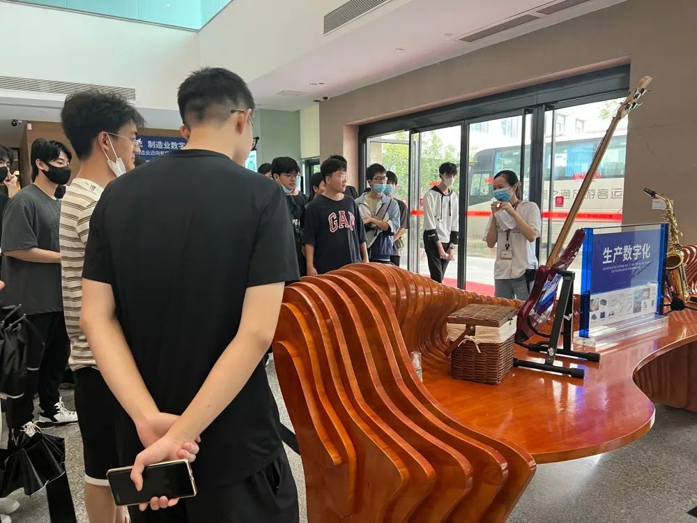 传一科技