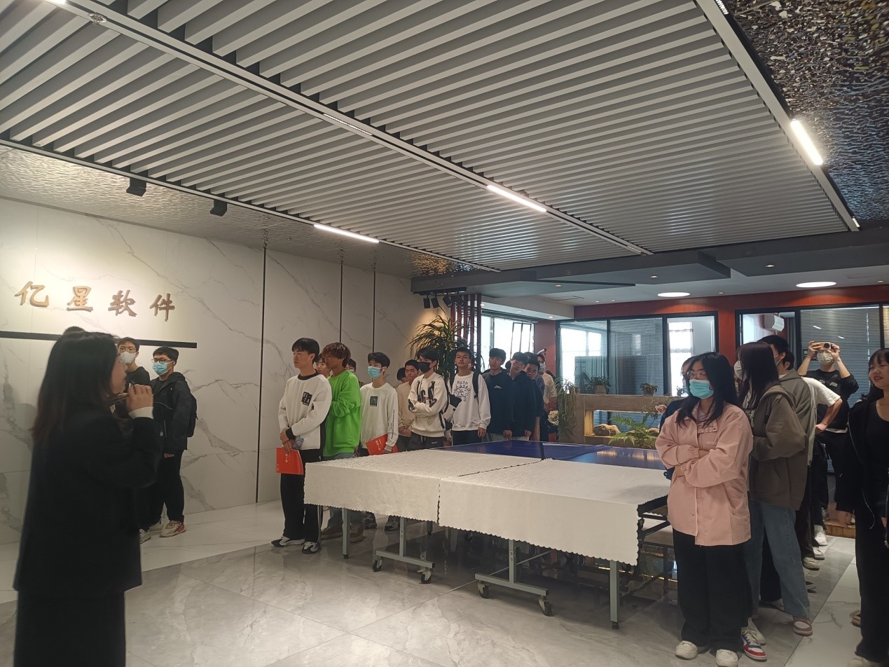 传一科技